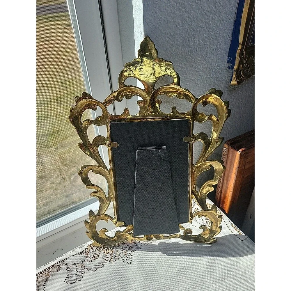 Vintage Ornate Cast Brass Art Nouveau Picture Frame Holds 4” X 6” Picture